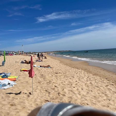 Beautiful 2-Bed Apartment Golf Pool Beach FAO Buitenkant foto
