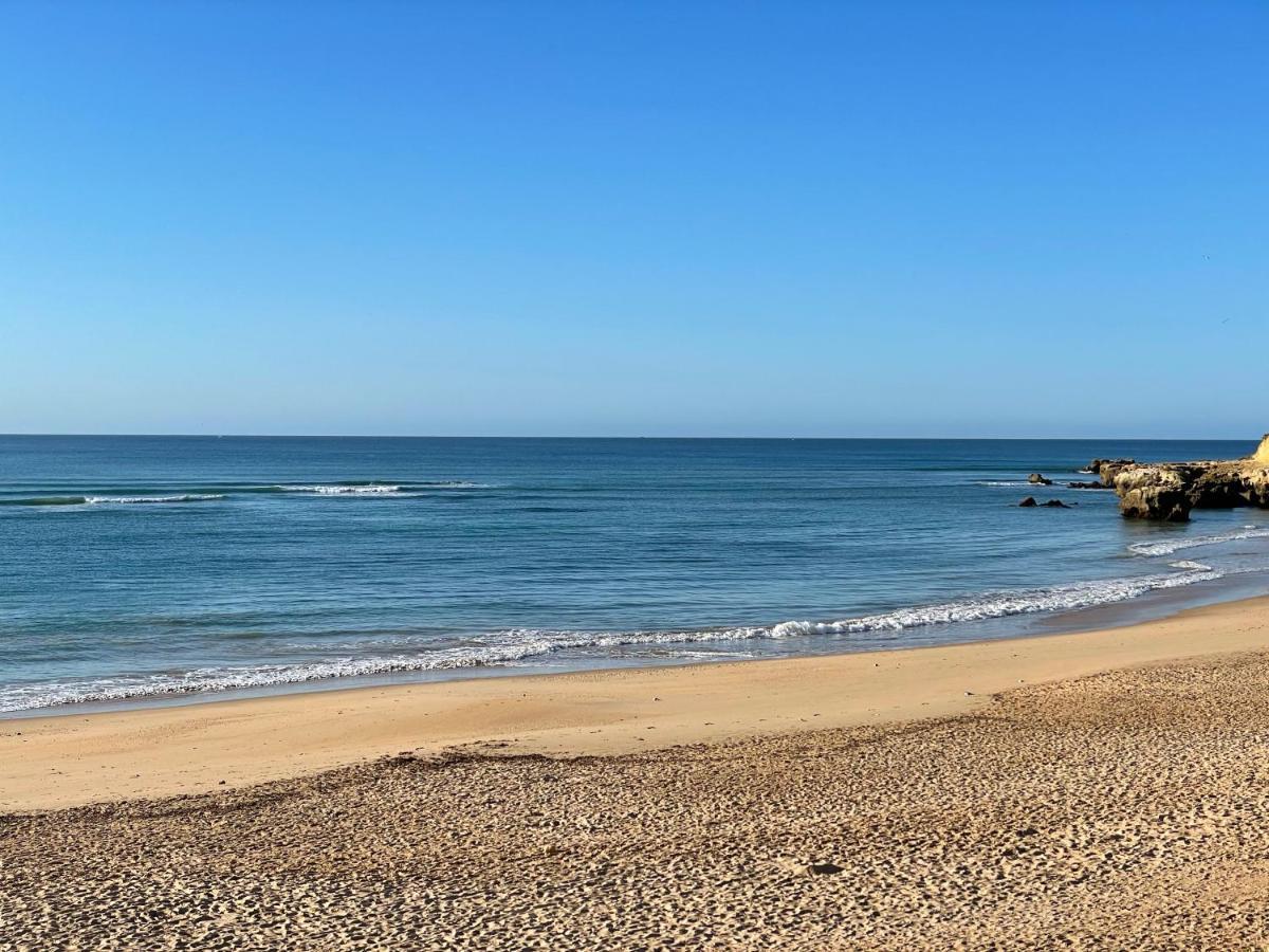 Beautiful 2-Bed Apartment Golf Pool Beach FAO Buitenkant foto